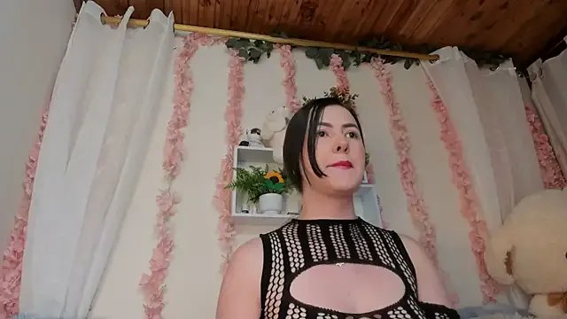Idara_Rosse — Playing with my pussy 