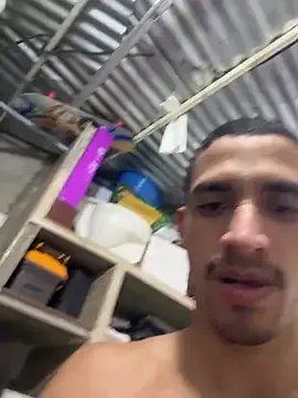 ikaro21 on StripChat