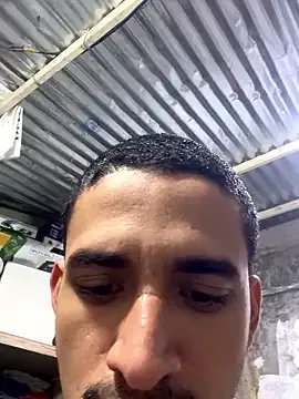 ikaro21 on StripChat