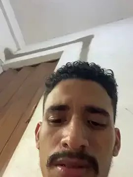 ikaro21 on StripChat