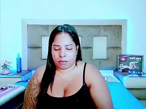 indiantopaz694u on StripChat