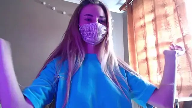 Iris_lave on StripChat