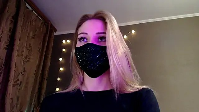 Iris_lave on StripChat