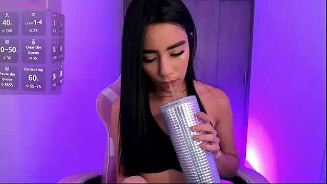 ISABELFORYOU1 on StripChat