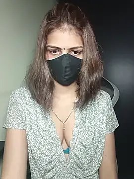 Isha_Sax on StripChat