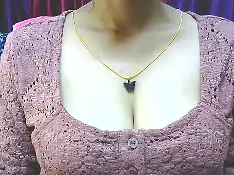 ishmita99 on StripChat