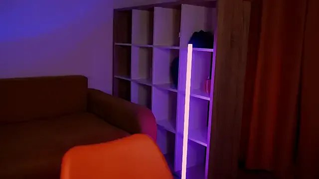 ItsAlisia on StripChat