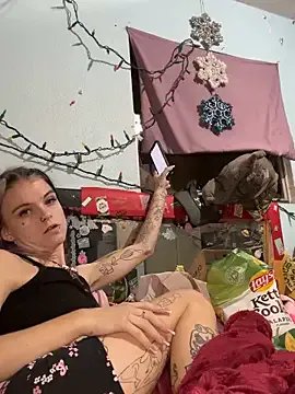 ittybittymeryssa on StripChat