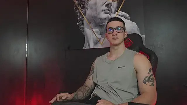 JacksonOlsenn on StripChat