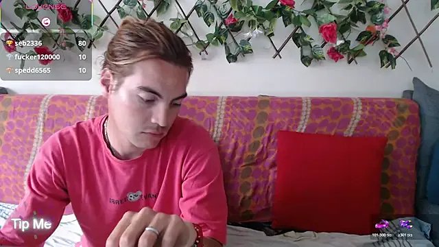 JackyEmma25 on StripChat