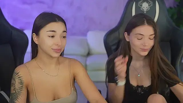 Jasmine_Flow on StripChat