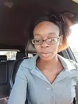 Jasmine_FullsShine on StripChat