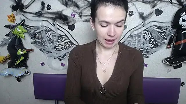 JasmineKouch on StripChat