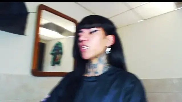 jazmin_wolf on StripChat