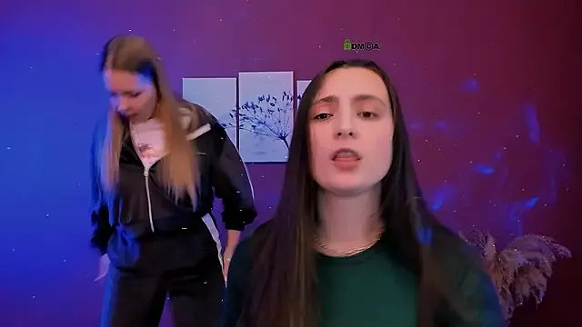 jenna_elayne — flash our panties