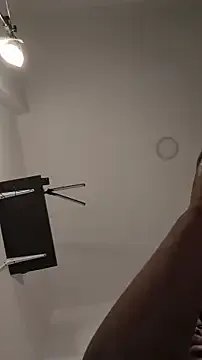 Jhoxy_M on StripChat