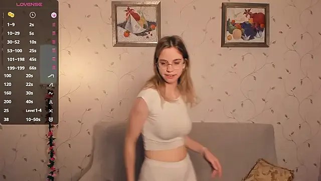 JoanBaggott on StripChat