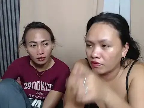 joanpetite on StripChat
