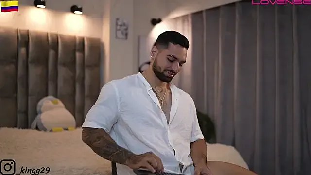 john_king29 on StripChat