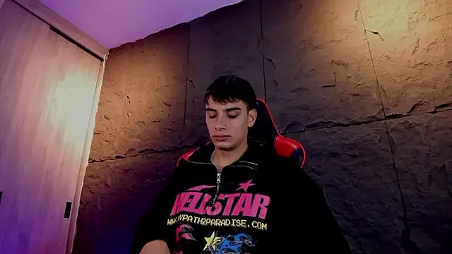 joseph_boy on StripChat