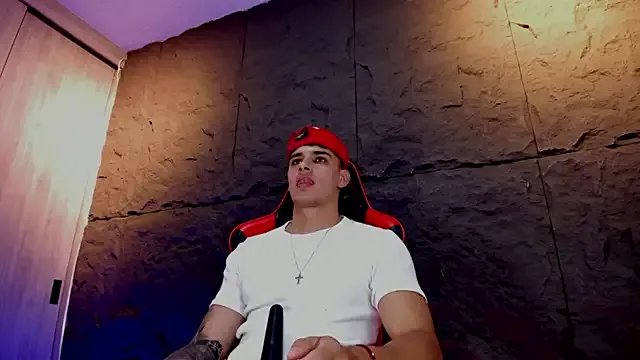 joseph_boy on StripChat