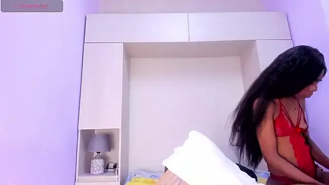 JoyceBlake on StripChat