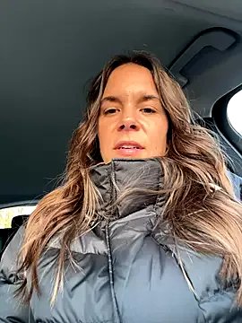 JuicyFruits93 on StripChat