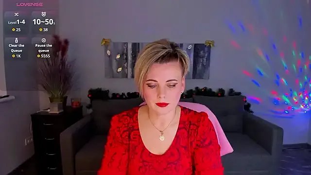 Julia_Wilsone on StripChat