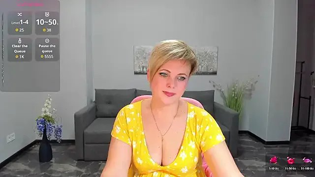 Julia_Wilsone on StripChat