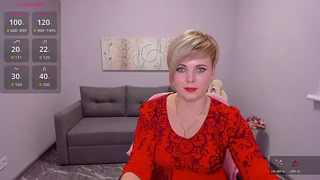 Julia_Wilsone on StripChat