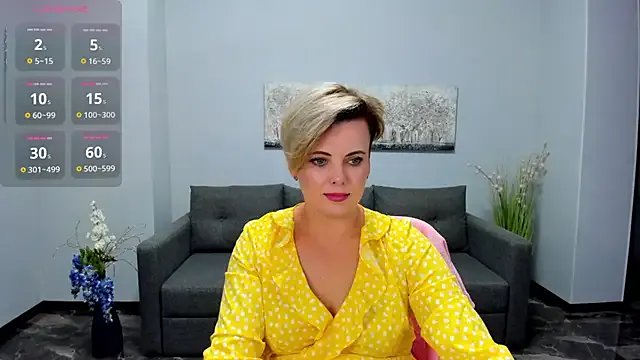 Julia_Wilsone on StripChat