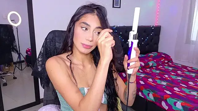 JulietaCheerr on StripChat