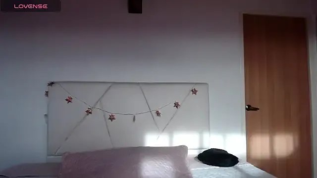 julz_03 on StripChat