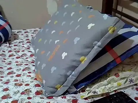 Just_Karu — Freechat on StripChat