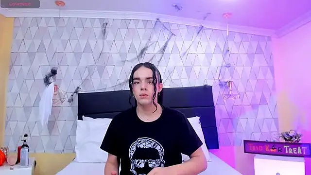 JustinePerry on StripChat