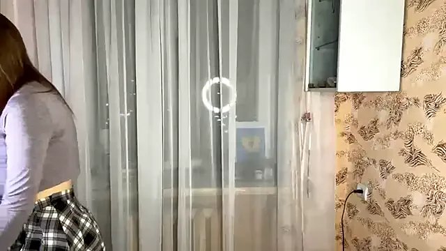 Kalli_ly on StripChat