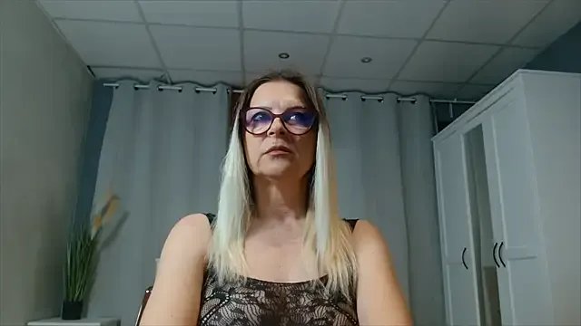 KamilaDua — f on sc