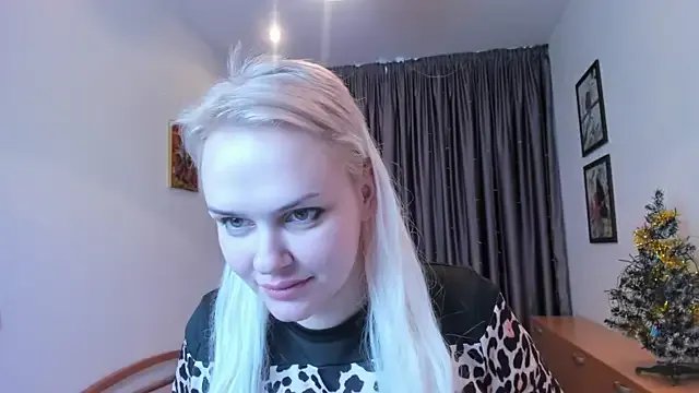 KamillaJei on StripChat