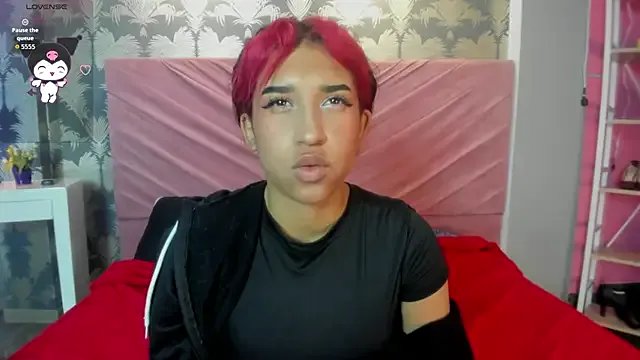 Karin_Ks on StripChat