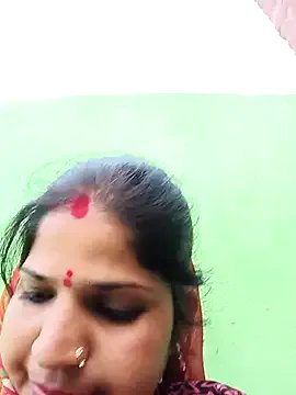 Karishma_cute on StripChat