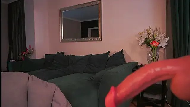 karolineneuer_ on StripChat