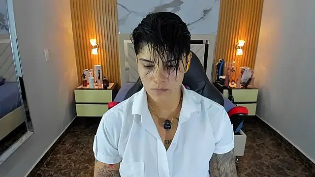 KAROLLJONES1 on StripChat