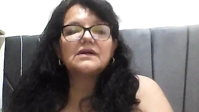 kassandra02 on StripChat
