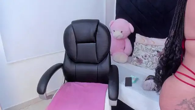 kate_lua on StripChat