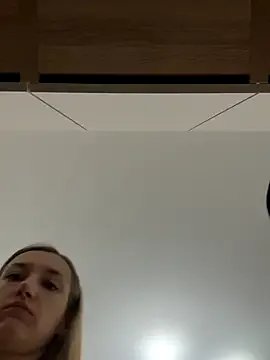 KateRedgar on StripChat