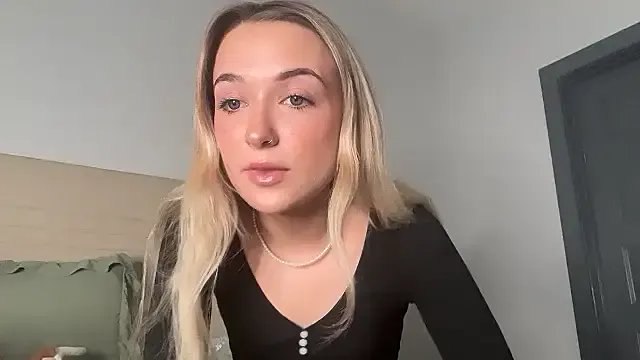 kelseyblu — Doggy pose 3 minutes