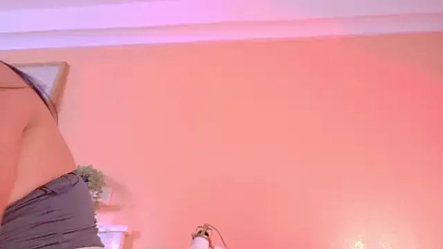 KendalMilleer on StripChat