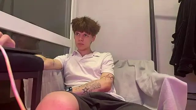 Kevin_bucks — shirt off