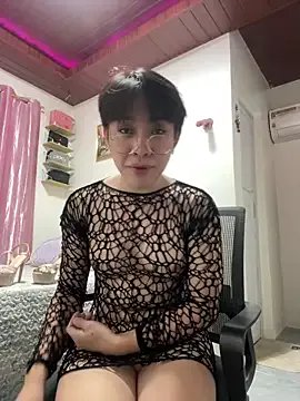 Keyka15 on StripChat