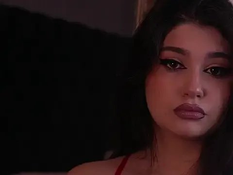 KeylaNoir on StripChat